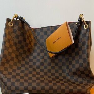Authentic Graceful MM N44045